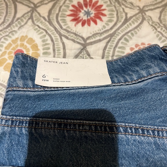 American Eagle Dark Wash Skater Jeans - Picture 3 of 3